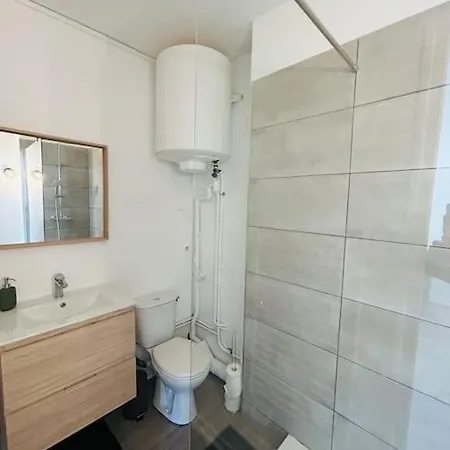 Le Cosy St Marc דירה